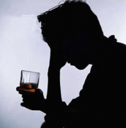 治療陰莖異常勃起做真“硬漢”